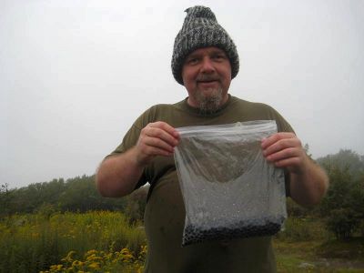 Rat's Birthday Hike '09
Rat picked a whole bunch of blueberries during a rest break near Pine Mountain...
September 2009

