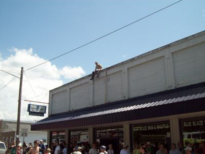 Trail Days Parade
Getting ready for the water-gun battle...2009
Photo by Rat
