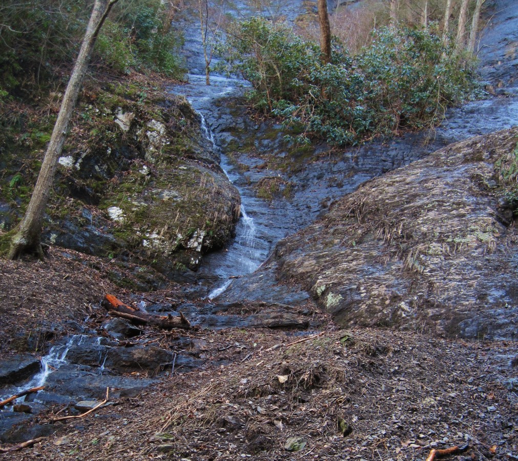 7139,_left_side,_Buckeye_Falls,_2-26-11.jpg