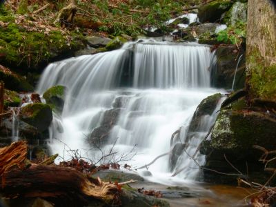 Cascades on Simmons Branch
...just below the upper falls.
Rich Mountain, 
12-26-2015
