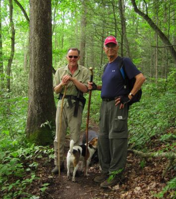 Biologist, Dogs, n' Dave
Biology teacher in N.C., with his dogs, along with Dave--the waterfall guy, near Splash Dam Falls,
6-11-2013

