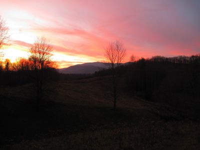 Sunset
Devils Fork Gap...
Viking Mountain in the distance.
November, 2010
