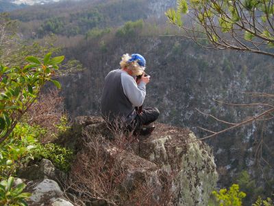 Whitehouse Mountain Cliffs
Dan-o on the cliff edge...
Rocky Fork Area,
December, 2010
