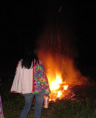 Bon Fire
Post-Wedding Festivities...
5-21-2011
