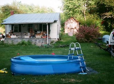 Hairnt Quarters
May, 2009
