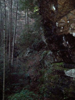 Cliff between Lilybeth falls and Devil's Slide Falls
Find Bol'Dar !
