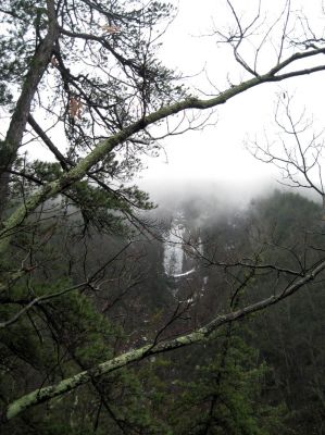 Buckeye Falls
Taken from nearby ridge by Bol'Dar on 2-23-2010
