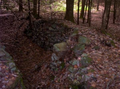 old rock formation in Mill Cr.
Taken by Bol'Dar 6-09
