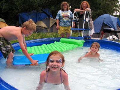 kiddy pool
Lillian and the the Jr Gorp Inspectors in pool...
Trail Days, 2010
Photo by Rat
