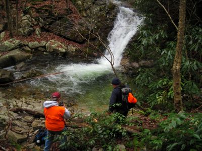 Devils Creek Falls
Dave and Rat, taking photos,
Lower Falls,
December, 10, 2011
