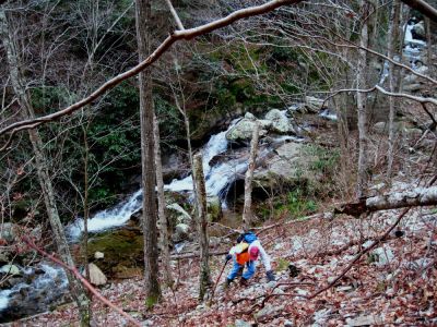 Devils Creek Cascades
Dave Aldridge climbs hill above cascade #4,
December, 10, 2011
