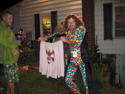 Goody and Lowrider
Bull fighting?  With an Elvis Cape?
May 2010 
