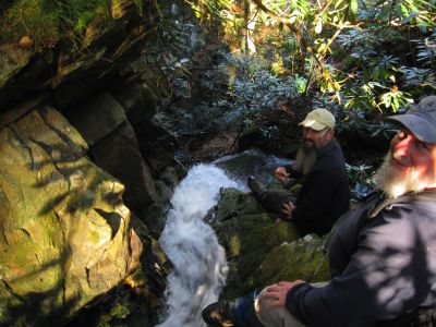 Top of the Phantom
Expeditioners John Forbes and Rat (of Rattreks.com) on the top edge of the Phantom Falls,
11-14-2015
