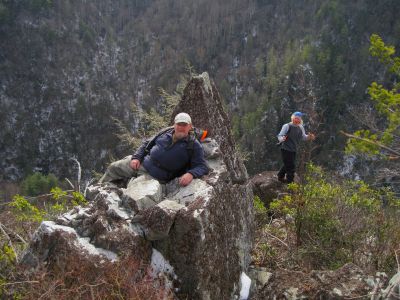 Whitehouse Mountain Cliffs
Rat Patrol and Dan-o (dangerous place to be standing) on top of 'Stonehenge'...
Flint Mountain Cliffs across the valley.
Rocky Fork Area,
December, 2010
