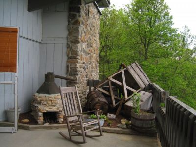 Moonshine Still
that had gotten blown over during the tornadoes of April, 2011...
Black Rock Mountain Visitors Center, Georgia,
May, 2011
