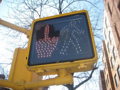 don't walk?
they should have these for drivers, too
